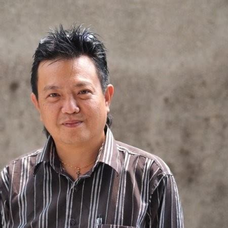 Gerard Lye .